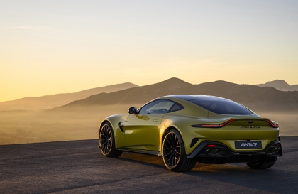 Clip Aston Martin giới thiệu Vantage 2024